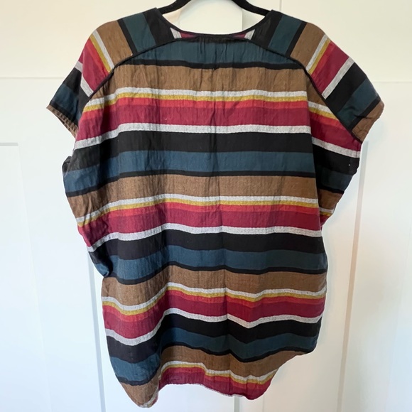 Old Navy Blouse - Picture 2 of 4